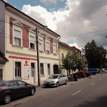 Downtown Deluxe Apartmán