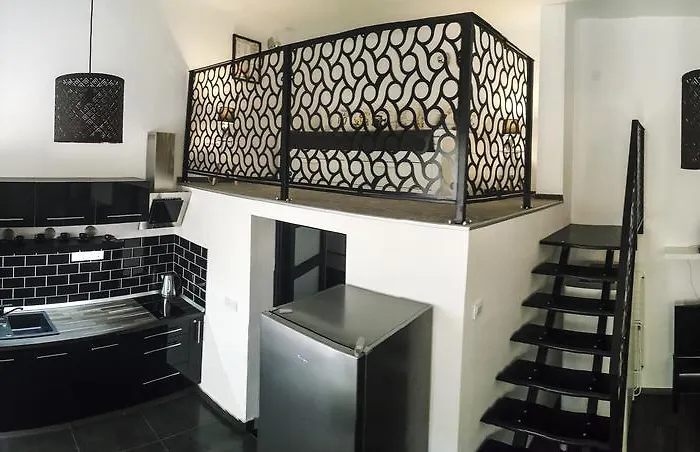 Downtown Deluxe Apartman Eger